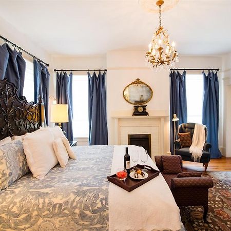 Hoyt House Luxury Bed & Breakfast 费南迪纳比奇 外观 照片