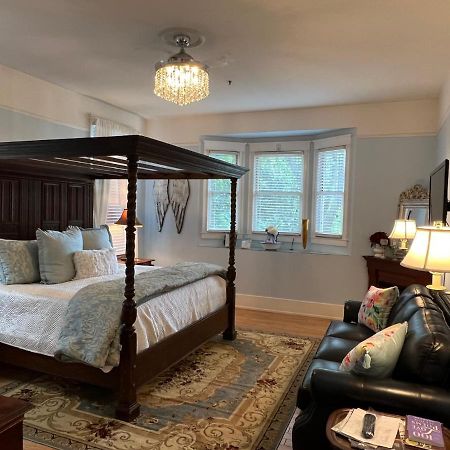 Hoyt House Luxury Bed & Breakfast 费南迪纳比奇 外观 照片