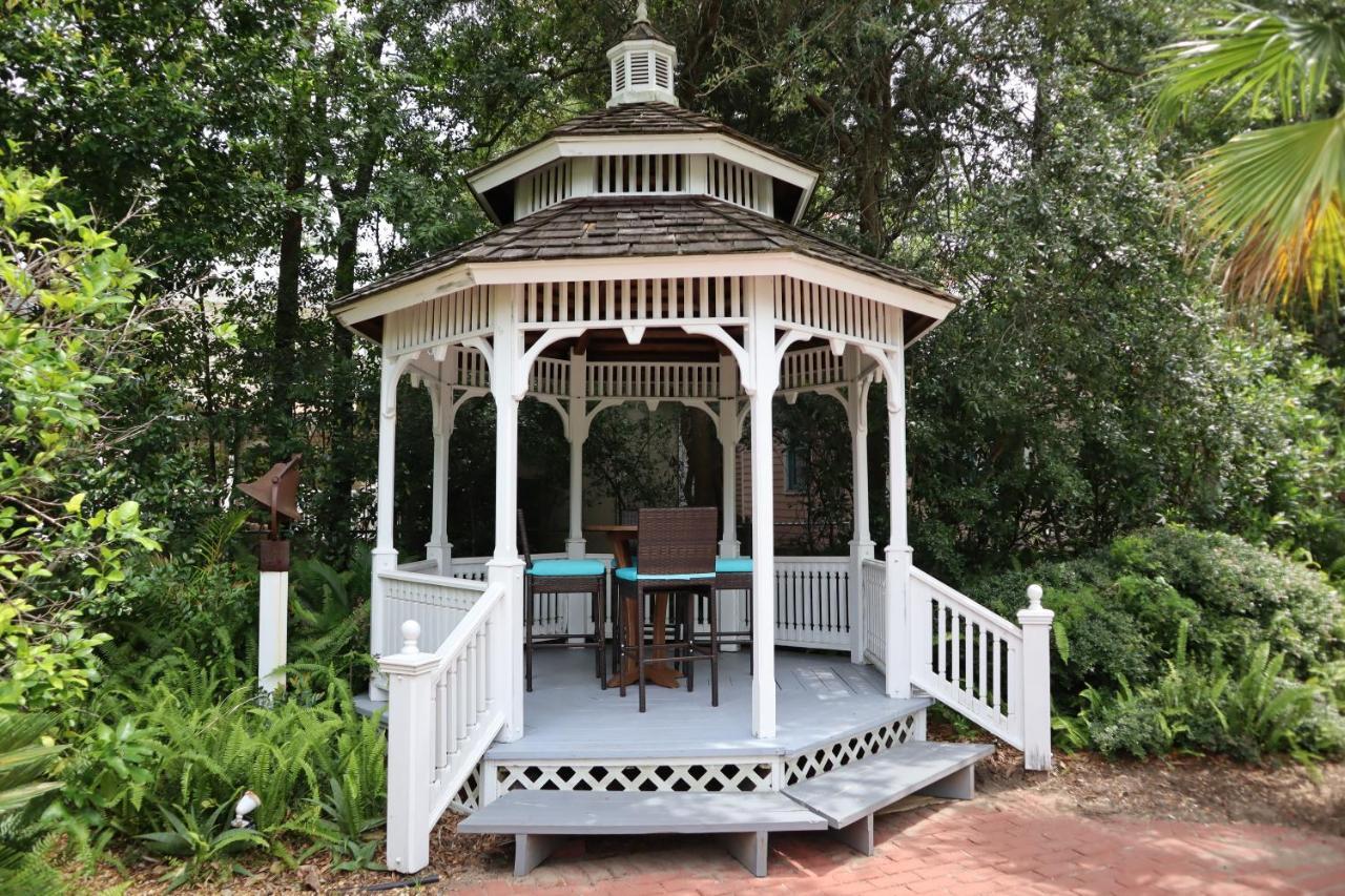 Hoyt House Luxury Bed & Breakfast 费南迪纳比奇 外观 照片
