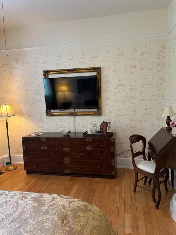 Hoyt House Luxury Bed & Breakfast 费南迪纳比奇 外观 照片
