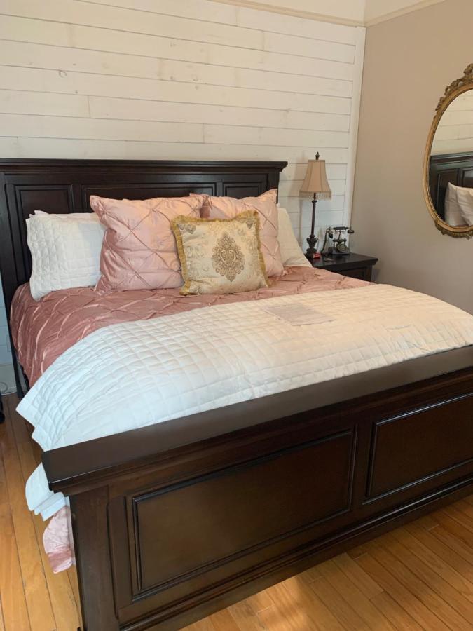 Hoyt House Luxury Bed & Breakfast 费南迪纳比奇 外观 照片
