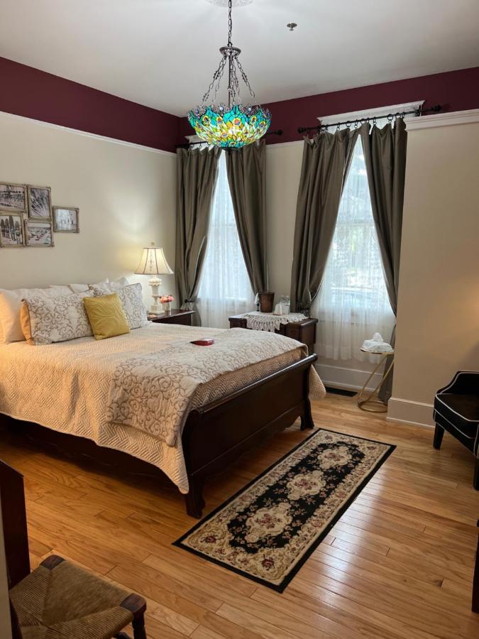Hoyt House Luxury Bed & Breakfast 费南迪纳比奇 外观 照片