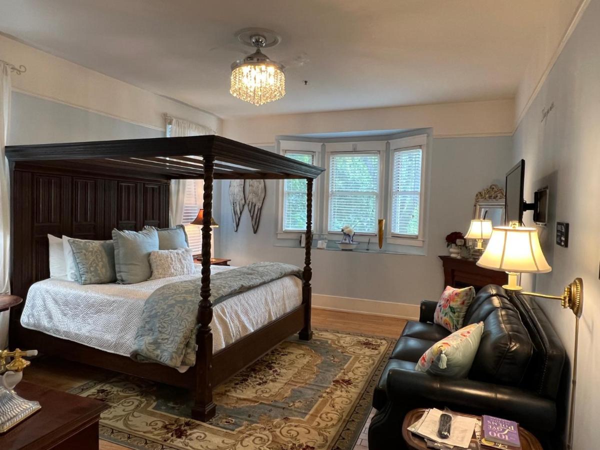 Hoyt House Luxury Bed & Breakfast 费南迪纳比奇 外观 照片